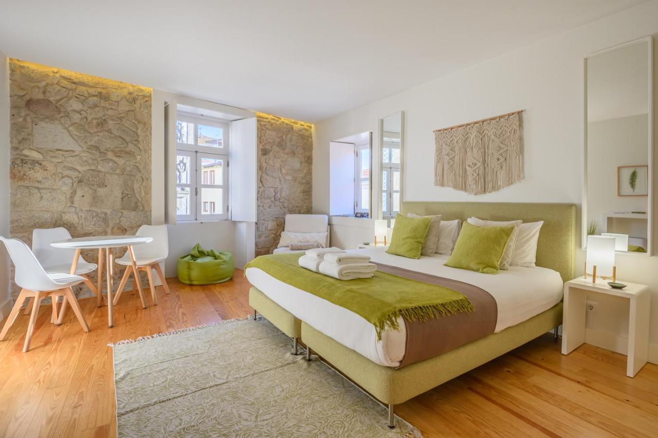 Pwhc Miragaia Apartments Porto Exterior foto
